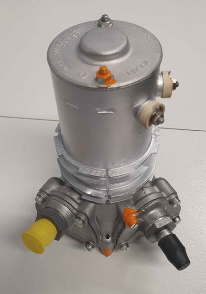 Überholte elektr. Bosch Kraftstoffpumpe A0010913401 | A0010914601 | 0442200010